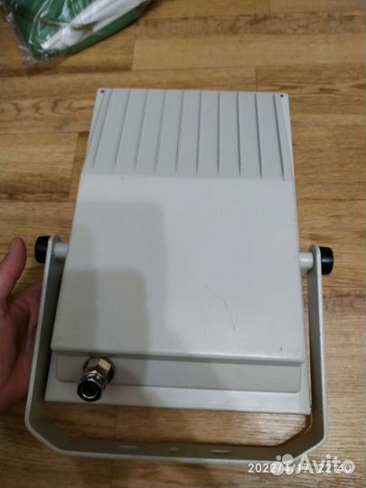 Прожектор Светон 1