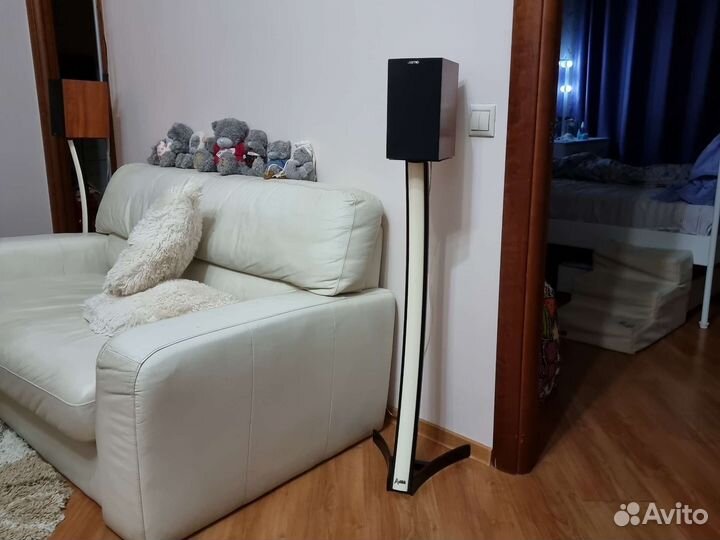 Стойки для акустики