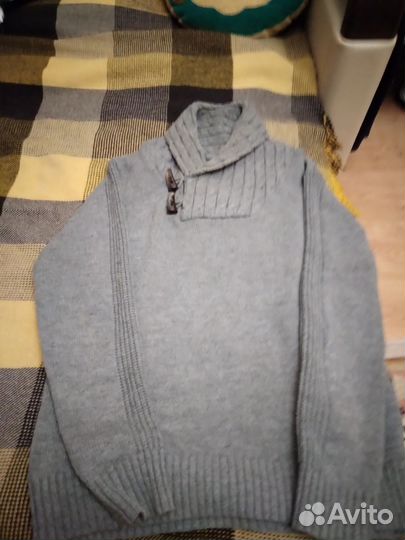 Свитер мужской