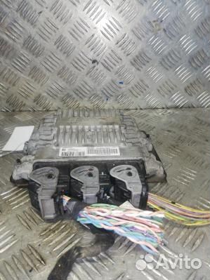 Блок управления двс citroen C4 grand picasso 1 (75