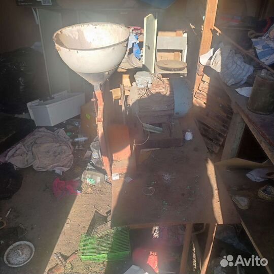 Крупорушка зернодробилка