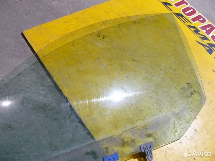 Стекло переднее левое для Nissan Almera N16 2005г