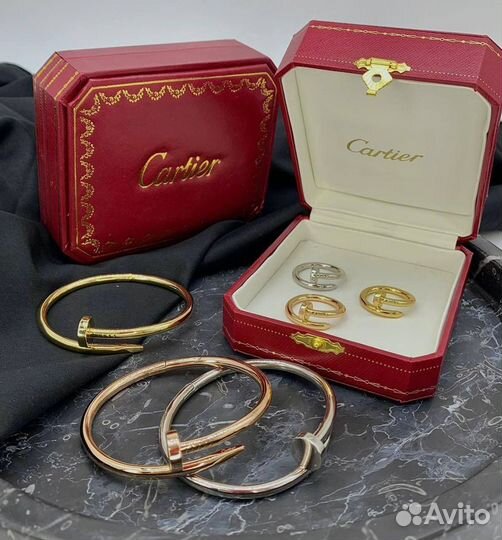 Золотой браслет Cartier