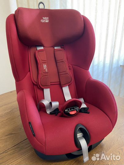 Детское автокресло Britax Romer trifix 2 i size