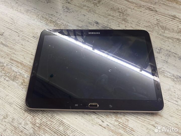Планшет Samsung Galaxy Tab 3 10.1