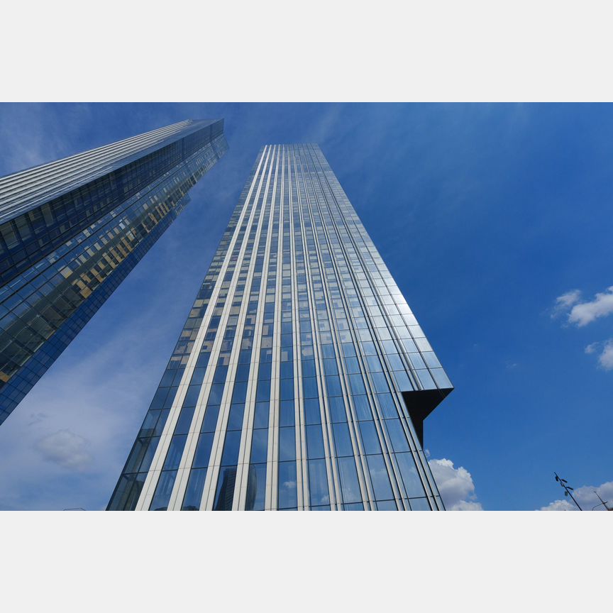 5-к. квартира, 151,6 м², 8/67 эт.