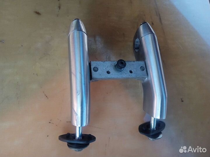 Suzuki Boulevard M50.2005.стойки руля