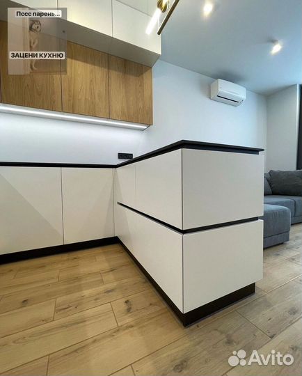 Кухонный гарнитур угловой