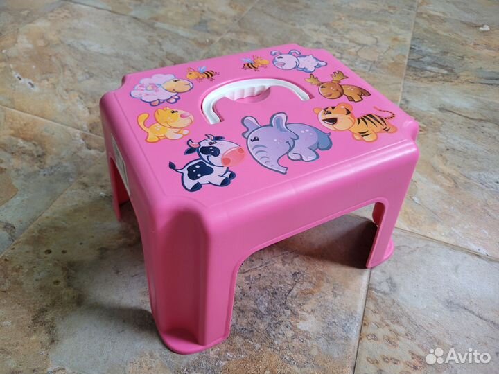 Табурет - подставка детский с ручкой