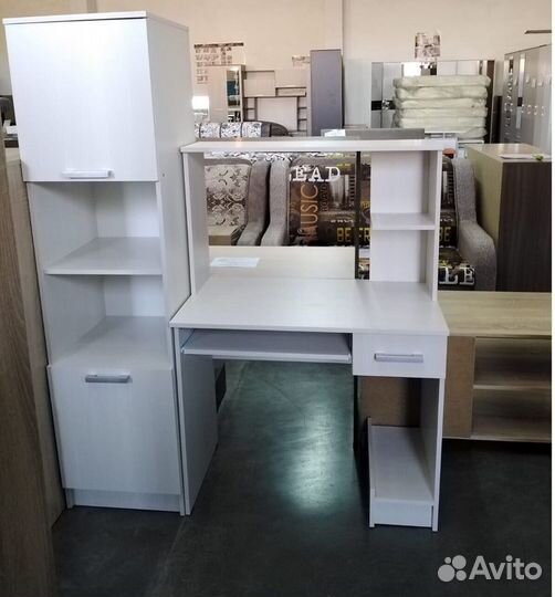 Компьютерный стол