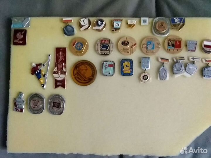 Хоккейные значки