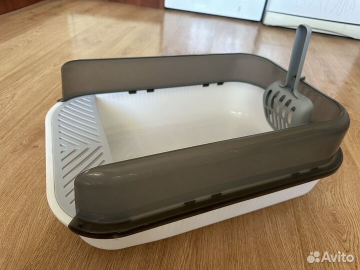 Лоток для кошек с бортиками