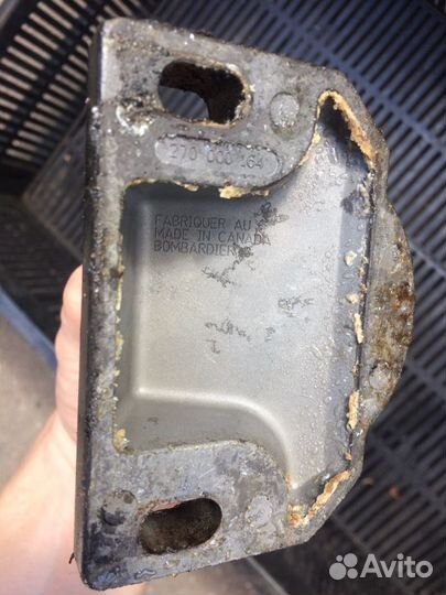 270000344,270000346 Опора двигателя BRP Sea-Doo