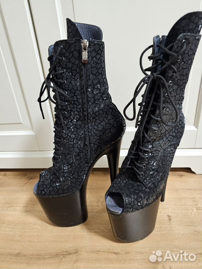 Стрипы тройки Pride 37