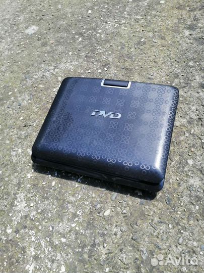 Портативный dvd плеер