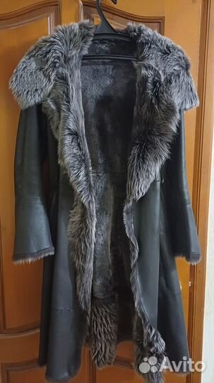 Дубленка натуральная женская с капюшоном