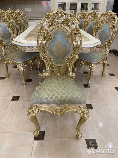 Стол и Стулья