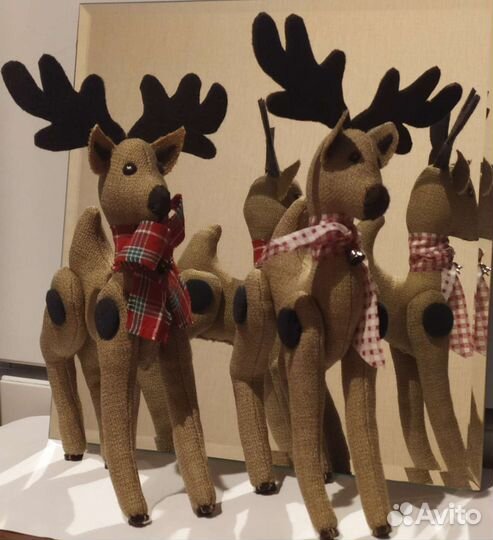 Олень подвижные ноги