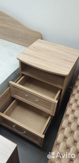 Тумба прикроватная - 2 с профилем мдф