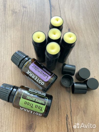 Бальзам для травмированных губ