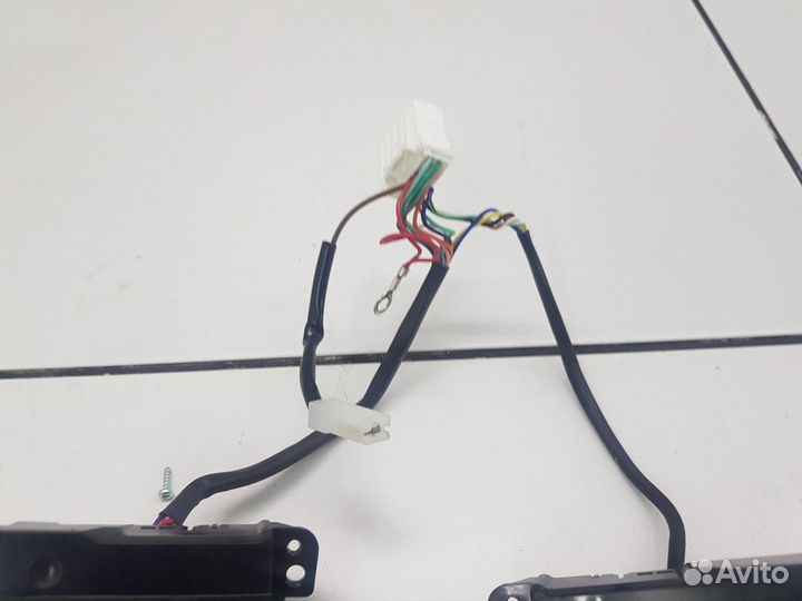 Блок кнопок на руль (Chery Tiggo 7 Pro)