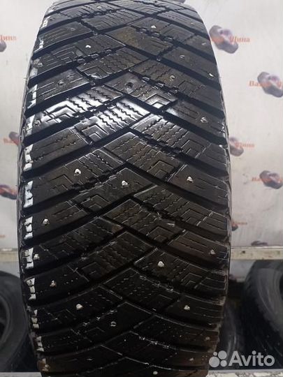 Goodyear Ultragrip Ice Arctic 235/60 R18