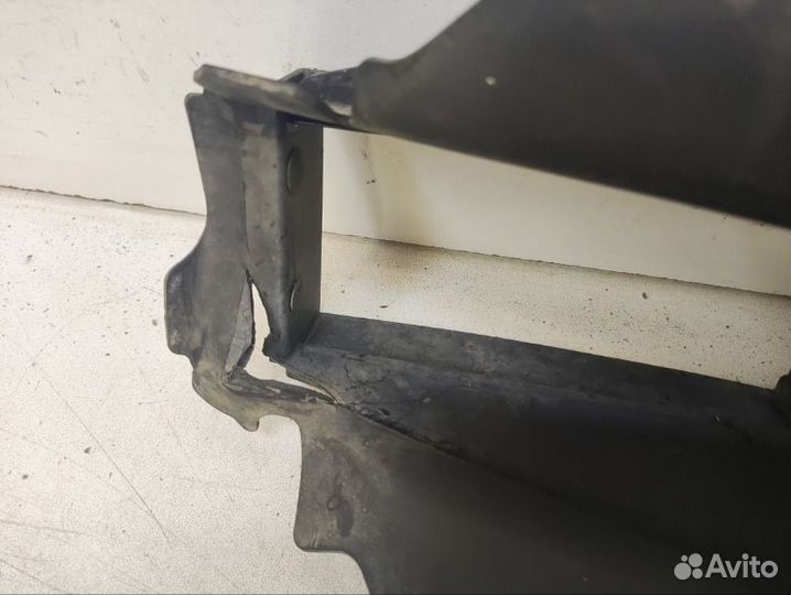 Воздуховод радиатора Bmw X5 G05 2018