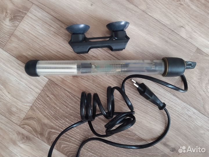 Фильтр, обогреватель и градусник для аквариума