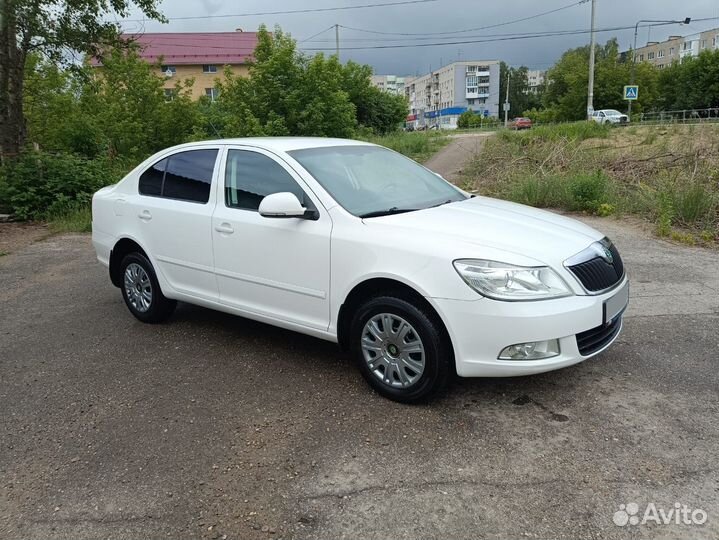 Skoda Octavia 1.6 AT, 2012, 220 000 км