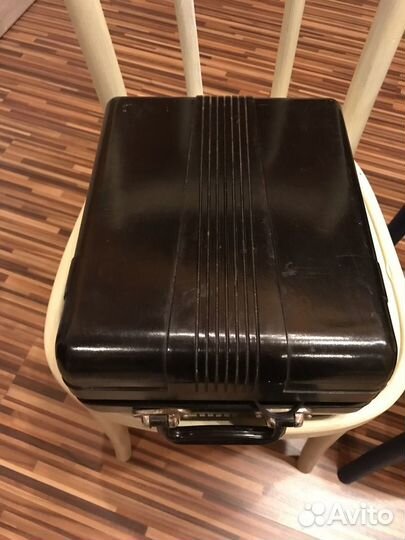 Проигрыватель пластинок СССР (цена за 2 шт)