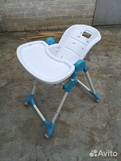 Детский стульчик для кормления
