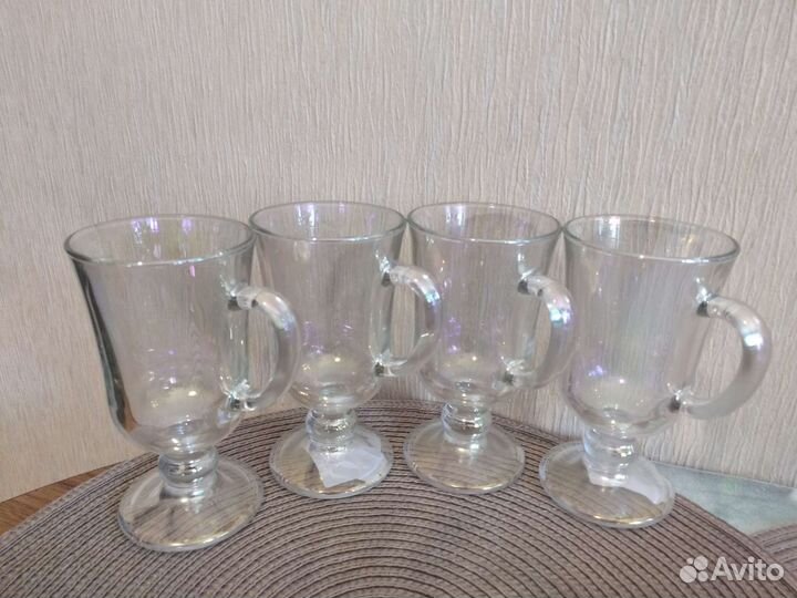 Бокалы, кружки, чайные пары