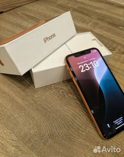 iPhone Xr, 64 ГБ