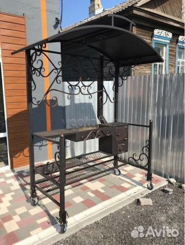 Мангальная зона с печкой и навесом арт.0010