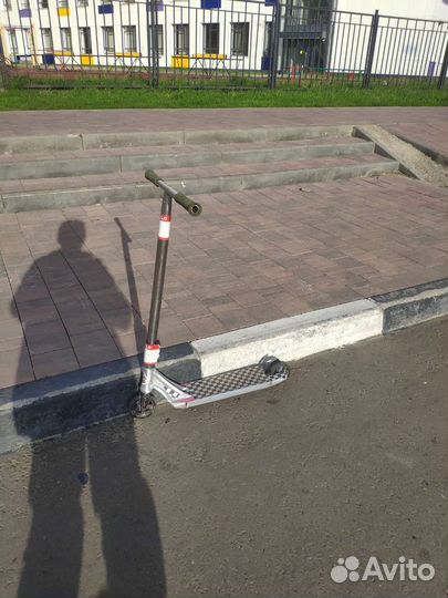 Трюковой самокат