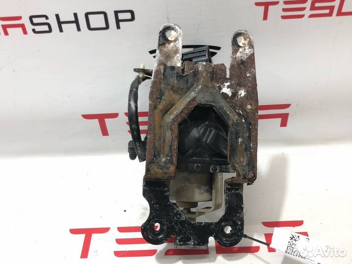 Насос тормозной системы Tesla Model S 1003439-00-A