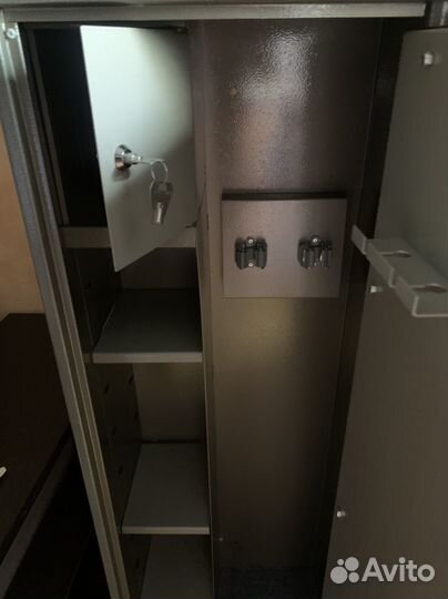 Оружейный сейф новый