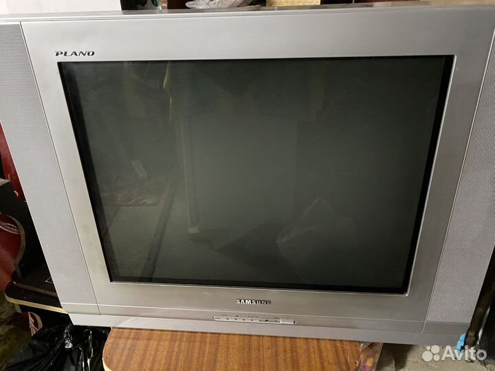 Телевизор samsung