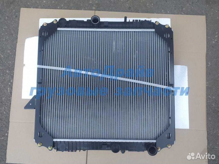 Радиатор Мерседес Атего двигатель OM366