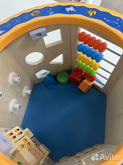 Игровой центр / бизиборд