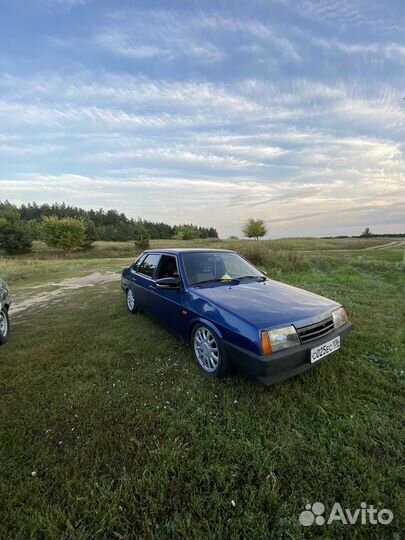 R15 Accelera 651 Sport 195/50, PCD 4x98 DIA 10