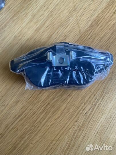 Передние тормозные колодки