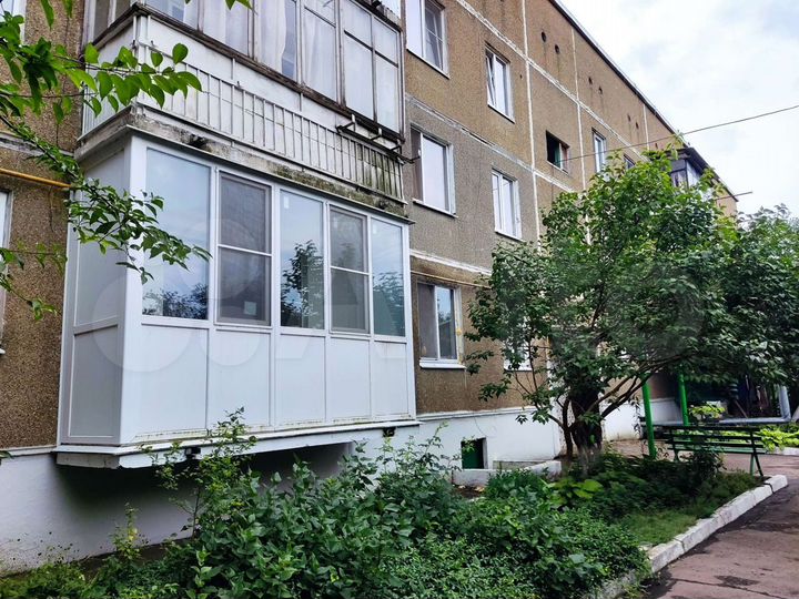 2-к. квартира, 52 м², 3/3 эт.