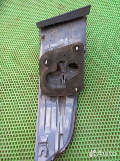 Фонарь задний Kia Rio 3