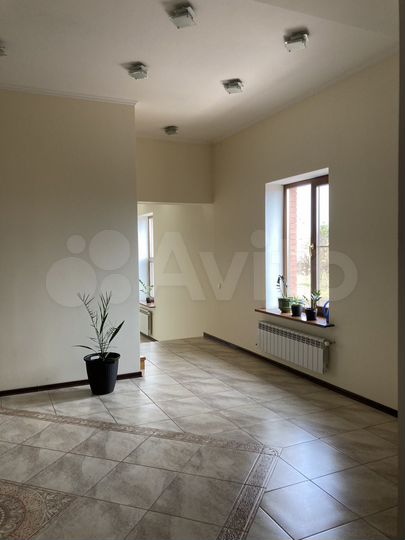 Коттедж 406,4 м² на участке 24 сот.