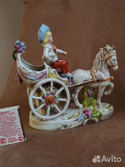 Статуэтки мини вазочки