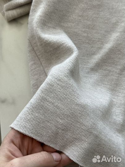 Фтболка zara в рубчик