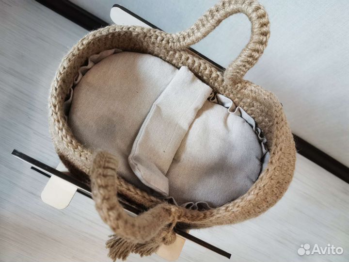 Кукольная люлька из джута с качалкой
