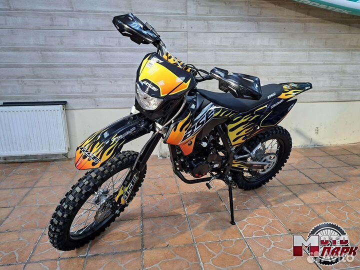 Мотоцикл BSE Z1