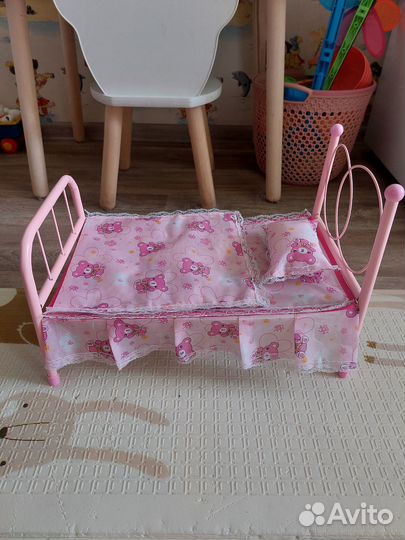 Кроватка для куклы